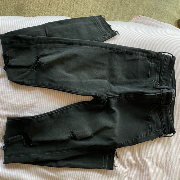 Abercrombie black ripped jeans w frayed bottoms - Picture 3 of 5